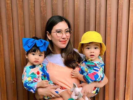 Anak Kembar Syahnaz Sadiqah Sempat Positif COVID-19, Gejala Demam & Pilek