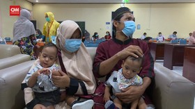 VIDEO: Bayi Kembar Siam Adam-Aris Tinggalkan Rumah Sakit