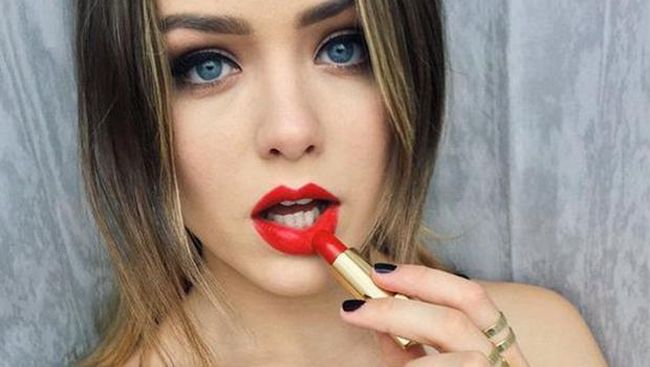 5 Rekomendasi Lipstik Merah Terbaik yang  Cocok  untuk  Semua  