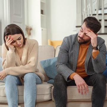 7 Cara Menghentikan Overthinking dalam Suatu Hubungan