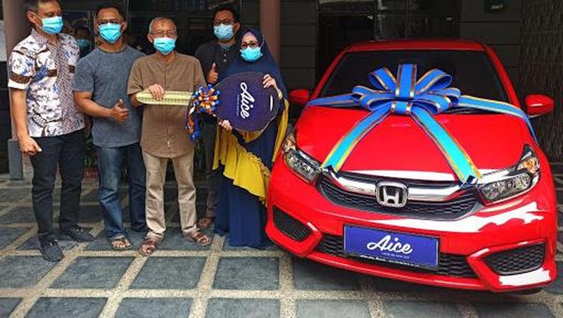 Hari Rabu di awal bulan Maret 2021 menjadi waktu yang monumental bagi keluarga Nandang Suryadi dan Ai Haryanti.