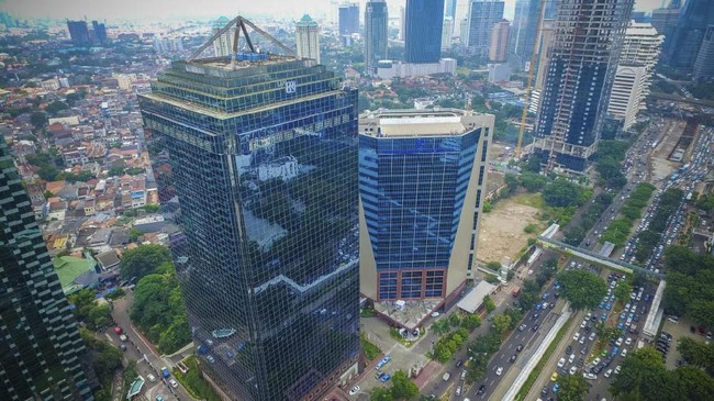 PT Bank Rakyat Indonesia (Persero) Tbk (BRI) meraih laba Rp19,07 triliun pada kuartal III 2021 atau tumbuh 34,74 persen secara tahunan.