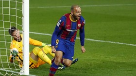 Dembele dan Braithwaite, Pahlawan Tak Terduga Barcelona