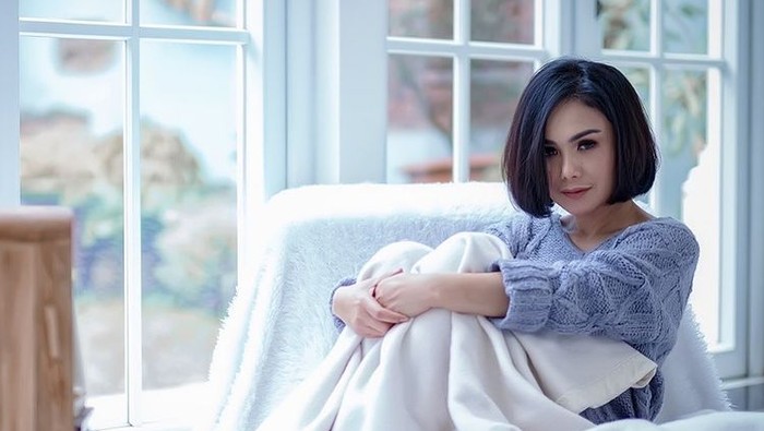 Cuma Pakai Bahan Alami, Ternyata Ini yang Jadi Senjata Awet Muda Yuni Shara!