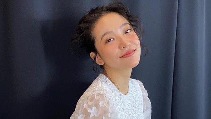 Debut Akting, Yeri Red Velvet Dapat Dukungan dari Nayeon Twice