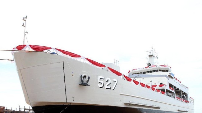 Kapal perang jenis angkut tank milik TNI AL ini akan mengemban tugas di jajaran Komando Armada (Koarmada) III Sorong.