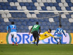 Drama Penalti di Penghujung Laga, Sassuolo Vs Napoli Tuntas 3-3