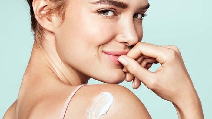 Jangan Keliru! Ini Perbedaan Body Lotion, Body Serum dan Body Butter