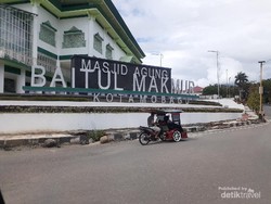 Megahnya Masjid Agung Baitul Makmur, Kebanggaan Kotamobagu