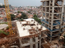 1 KK Bertahan, Pembangunan Rumah Deret Taman Sari Terhambat