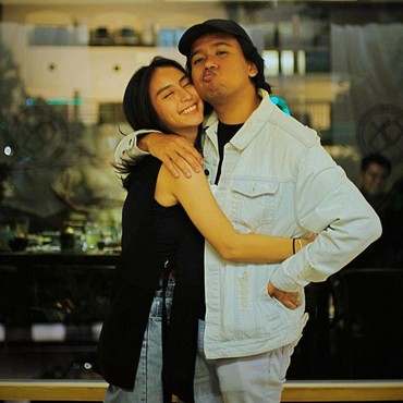 Clairine Clay Susah Napas Saat Berhubungan Intim dengan Joshua Suherman