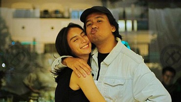 img-title Foto Seksi Istri Joshua Suherman Dipakai Oknum untuk Open BO