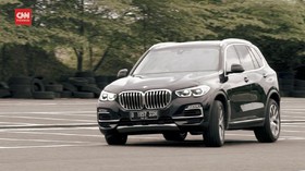 VIDEO: Mengulas SUV Bongsor BMW X5 yang Muat 7 Penumpang