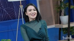 Wika Salim Meneriaki Sopir Truk Ayam yang Pajang Wajahnya