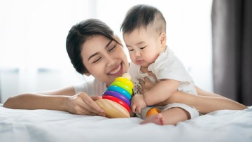 MAINAN BAYI 0-6 BULAN: BUKU CERITA