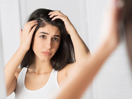 Tanam Rambut: Faktor Penyebab, Cara Pengobatan & Lama Penyembuhan