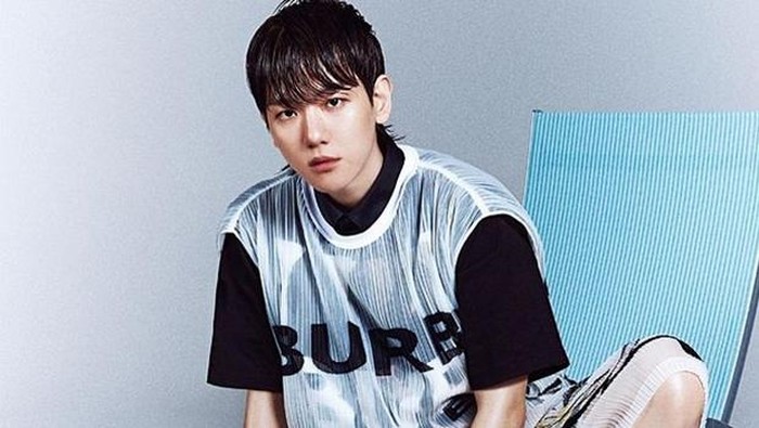 EXO-L Siap-siap! Baekhyun EXO Bocorkan Jadwal Comeback Solo