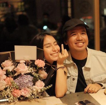 Momen Manis Joshua Suherman Lamar Clairine Clay