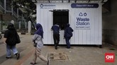 FOTO: Menukar Sampah Anorganik di Stasiun MRT Blok M Warga dapat menyetorkan sampah anorganik ke stasiun limbah Rekosistem yang tersedia di Stasiun MRT Blok M, Jakarta.