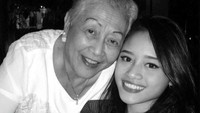 <p>Nah, di foto yang diunggah Onky Alexander pada 21 Februari 2016 ini, Sasqia dibilang mirip Aurel Hermansyah. "<em>Ho oh mirip Aurel yaa... maniisss bingit ...</em>" begitu komentar netizen. Bagaimana menurut Bunda? (Foto: Instagram @ongky_.alexander29)</p>