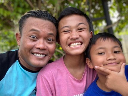 Sule Terbaring Lemah, Anak Bungsu Minta Doa Agar Ayahnya Cepat Sembuh