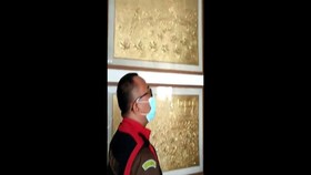 VIDEO: Kejagung Amankan 36 Lukisan Emas Terkait Kasus Asabri