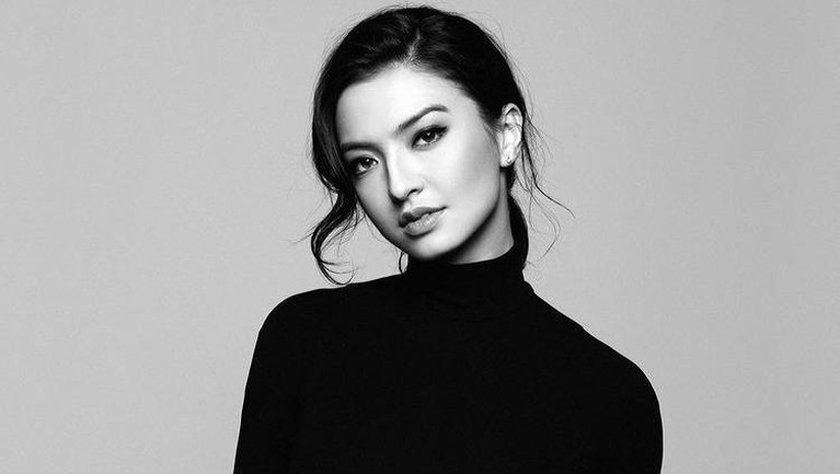 Transformasi Raline Shah Rayakan ulang tahun ke 36 tahun, yuk lihat transformasi Raline Shah!