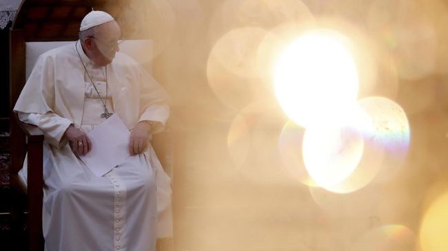 Paus Perbarui Hukum Cegah Pelecehan Seksual oleh Imam Gereja Paus Fransiskus memperbarui hukum pidana Gereja Katolik dengan memperkuat hukuman bagi imam gereja yang melakukan pelecehan seksual terhadap anak di bawah umur.