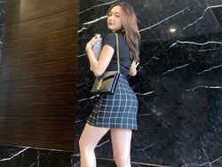 Monica Muller Suka Bergaya Seksi, Kerap Ditawar Foto Lingerie