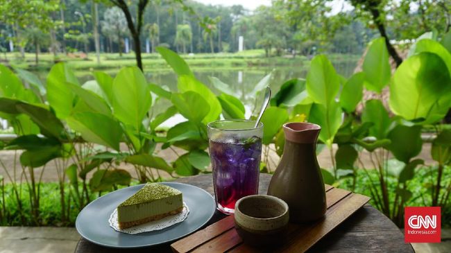 Minum Kopi dan Makan siang Untuk urusan kuliner, Sentul pun memberikan aneka pilihan. Berikut rekomendasinya untuk Anda.