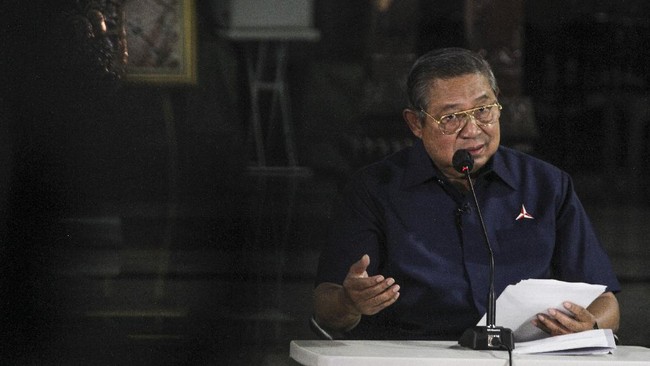 SBY menegaskan, kini Partai Demokrat dipimpin Ketua Umum Agus Harimurti Yudhoyono (AHY).