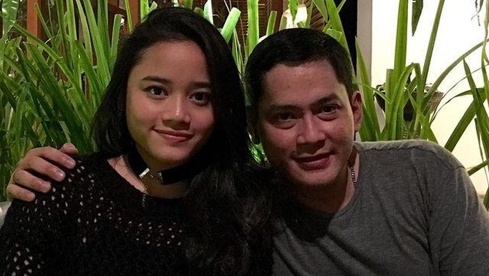 Onky Alexander dan sang anak