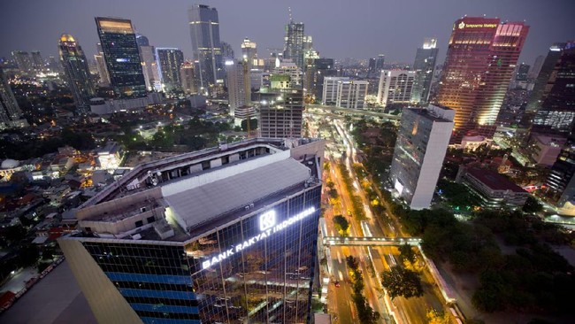 BBRI dalam Indeks IDX ESG Leaders periode perdagangan 17 Maret-14 September 2021 dinyatakan BEI sebagai emiten perbankan dengan nilai ESG Risk Rating terbaik.