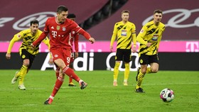 7 Top Skor Liga-liga Eropa: Lewandowski Kalahkan Messi