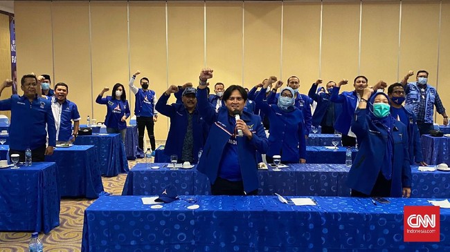 Jajaran pengurus DPD dan DPC Partai Demokrat di Jawa Tengah menyerukan 'lawan Moeldoko' menyusul gelaran KLB Deli Sedang yang mengukuhan Moledoko Ketum Demokrat