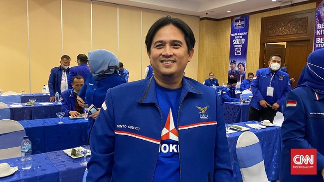 Fungsionaris DPC Kabupaten Tegal, Oriega Ayudya membantah ibunya, Ayu Palaretin yang menyebut isu aliran dana Rp500 juta terkait mahar Pilkada Kota Magelang.
