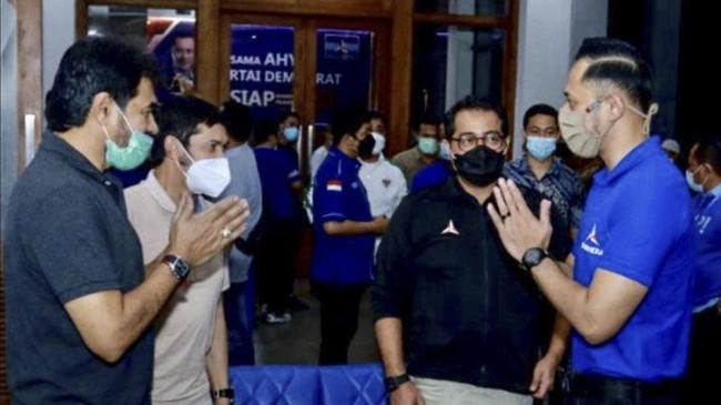 Muzakir Manaf, juga dikenal dengan nama Mualem, mendukung penuh kepemimpinan AHY di Partai Demokrat dan berharap persoalan partai bisa segera selesai.