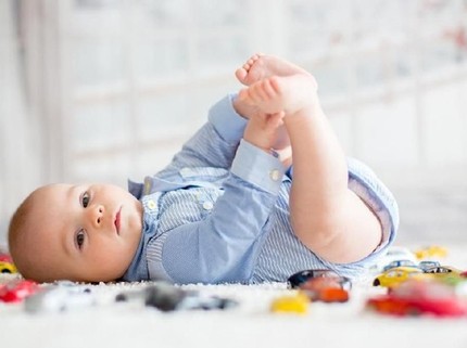 100 Nama Bayi Laki-laki Bermakna Rasa Syukur