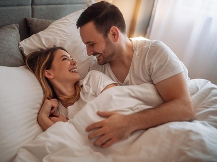 7 Cara Pertahankan Ereksi agar Durasi Bercinta Pasutri Lebih Lama