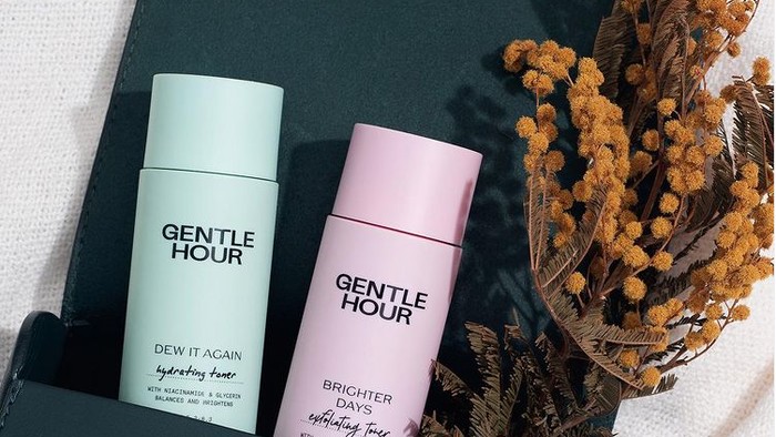 2 Toner Baru dari Gentle Hour untuk Eksfoliasi dan Menghidrasi Kulit Wajah 2 Toner Baru dari Gentle Hour untuk Eksfoliasi dan Menghidrasi Kulit Wajah