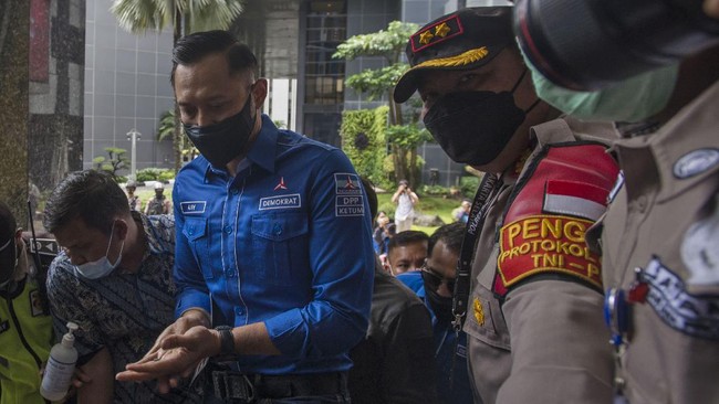 DPP Partai Demokrat pimpinan Agus Harimurti Yudhoyono berencana mengajukan gugatan ke PN Jakpus hari ini, terkait hasil KLB Sibolangit, Sumut.