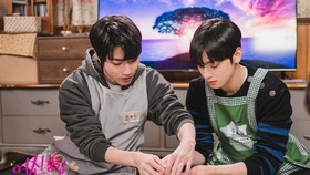 Kisah Bromance Cha Eun-woo dan Hwang In-yeop di True Beauty