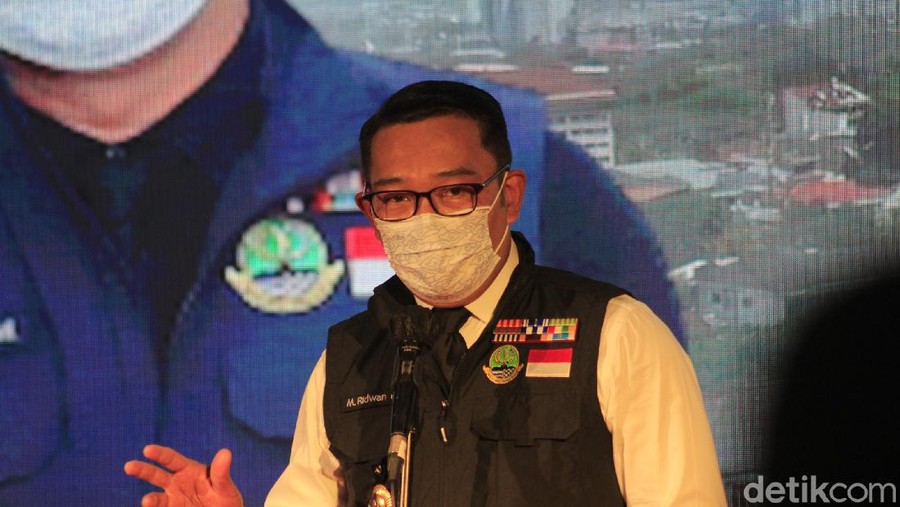 Gubernur Jabar Ridwan Kamil