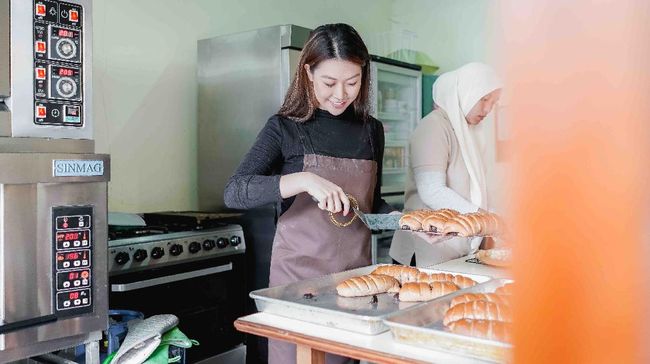 3 Perusahaan Domestik Pendorong Digitalisasi UMKM Selama 2020 Sepanjang 2020, tiga perusahaan yang berfokus mendukung UMKM untuk bersaing dan bertahan adalah Grab Indonesia, Jenius, dan Bukalapak