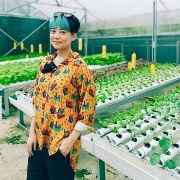 Ayah Meninggal Dunia, Leony Vitria Tulis Pesan Menyentuh