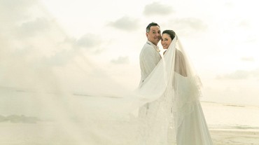 Julie Estelle Diam-diam Resmi Dinikahi David Tjiptobiantoro