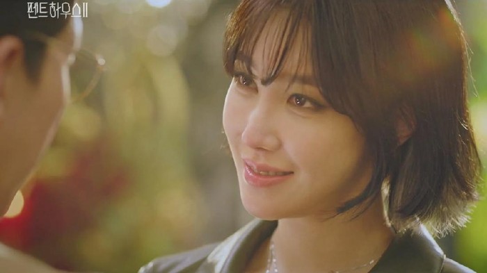 Lee Ji Ah Datangi Uhm Ki Joon di The Penthouse 2