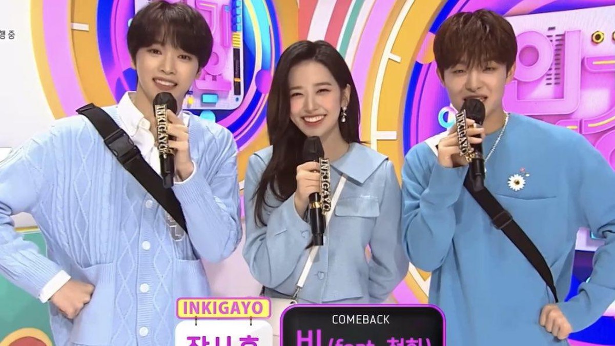 Berikut potret penampilan pertama program musik mingguan produksi sbs Inkigayo dengan MC baru yaitu Jihoon Treasure&comma; Yujin Iz&ast;One dan Sungchan NCT