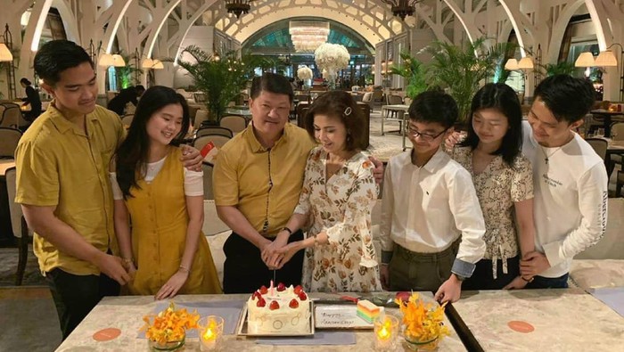 Ramai Isu Ghosting, Ini Momen Kedekatan Kaesang dengan Keluarga Felicia Tissue