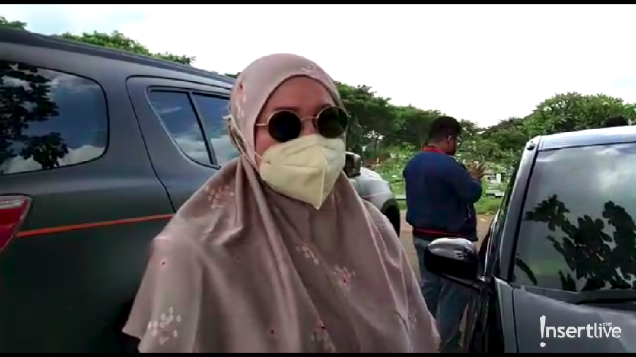 Rina Gunawan Rina Gunawan